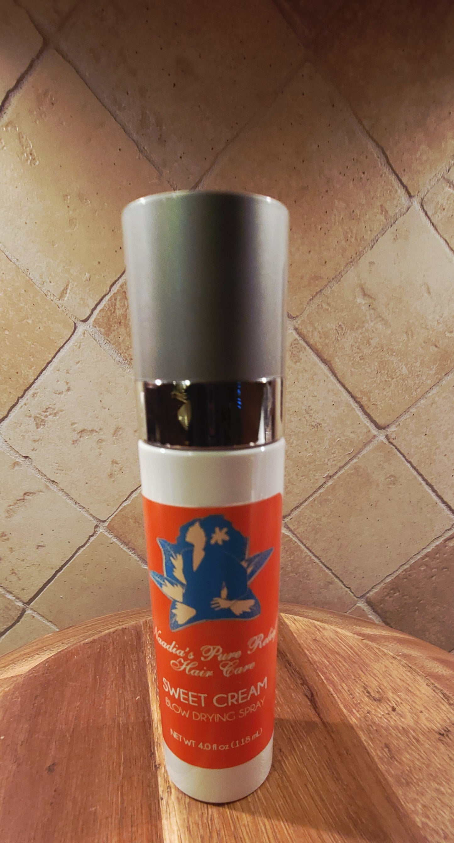 Sweet Cream Blow Drying Spray